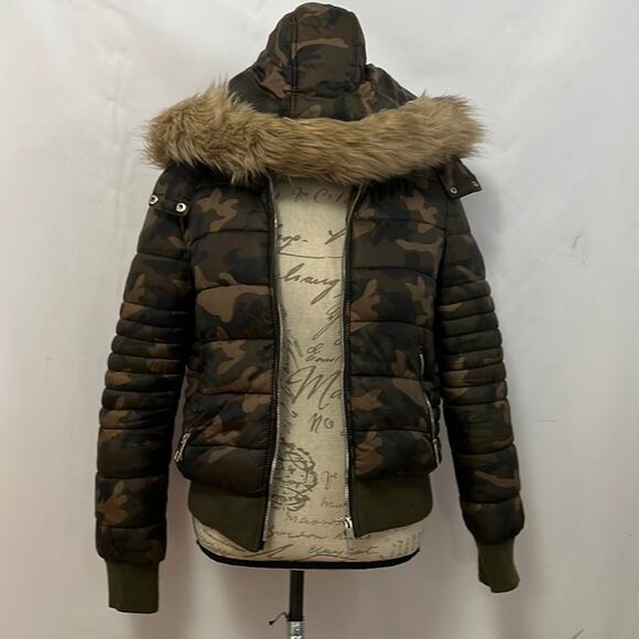 SNOBBISH CAMOUFLAGE COAT JACKET SIZE M - Picture 1 of 11